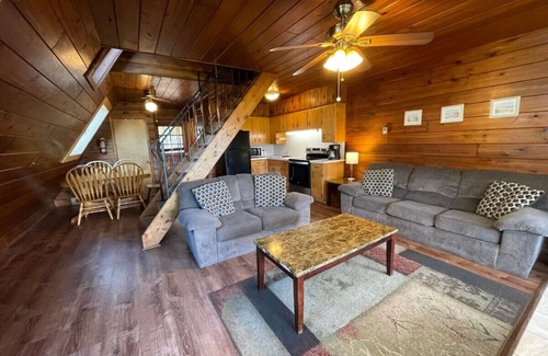 Stevensville House | Chalet on the Lake 71 w/Beach Access, Pools, Sport Courts, Fishing Pond & more!