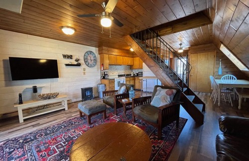 Stevensville House | Chalet on the Lake 75 w/Beach Access, Pools, Sport Courts, Fishing Pond & more!