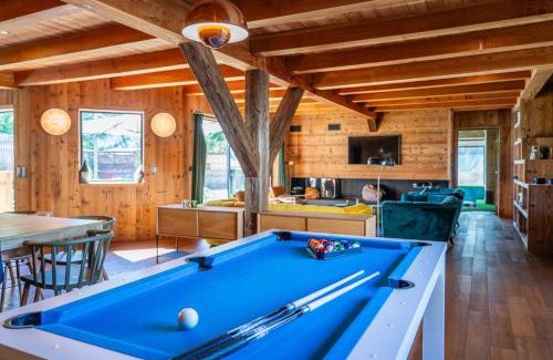 Monetier-les-Bains Ski Chalet | Chalet ORION Serre-chevalier piscine cinéma