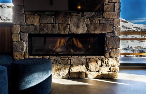 Les Deux Alpes Ski Chalet | CHALET PANORAMIK SLEEPS 14 WITH EXCEPTIONAL VIEW