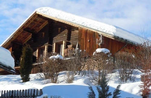 Flumet Apartment | Chalet Panoramique - Two Bedroom Apartment, Sleeps 5
