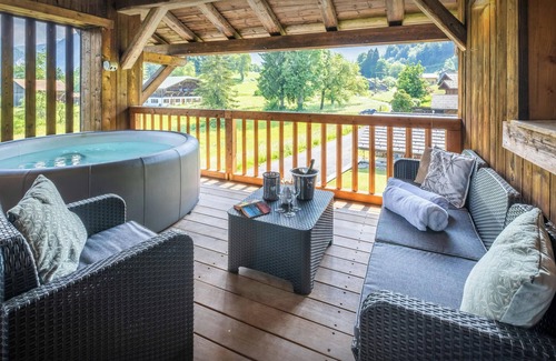 Samoens Ski Chalet | Chalet Pativerdan - mountain break for 10 with spa - OVO Network
