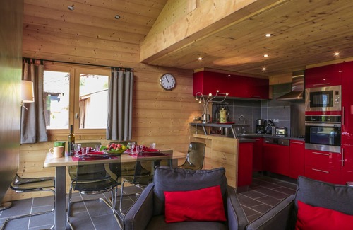 Manigod Ski Chalet | Chalet 'Pesse' with Mountain View, Shared Pool and Wi-Fi