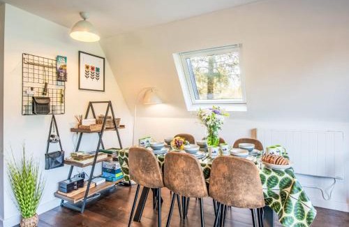 South Laggan Ski Chalet | Chalet Pine Needle Lodge by Interhome