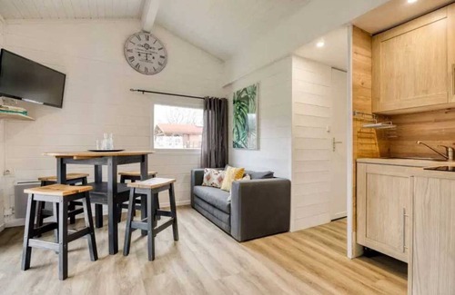 Signy-lAbbaye Ski Chalet | Chalet - Piscine - ccbacab