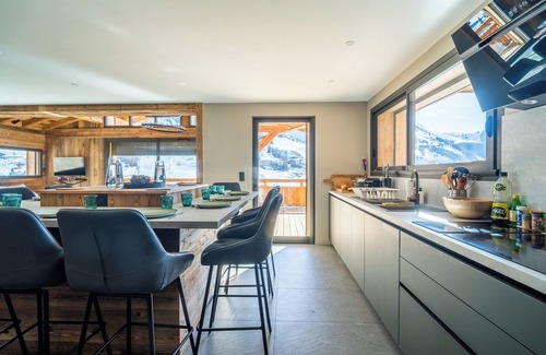 Les Deux Alpes Ski Chalet | CHALET PREMIERE LOGE 12 PEOPLE DOMINANT VIEW