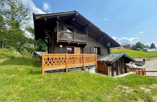 Crest-Voland Ski Chalet | Chalet rénové 2-4 pers, terrasses, vue Mont Charvin - FR-1-505-187
