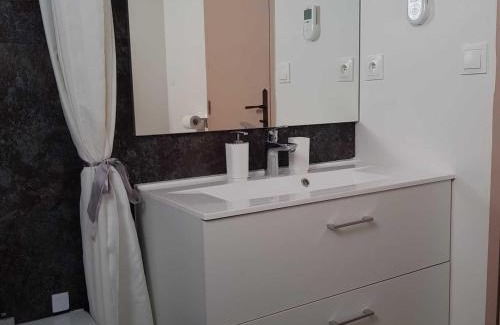 Barcelonnette Ski Chalet | Chalet rénové, cozy et bien équipé avec jardin - Proche Golf et Navette gratuite Pra-Loup - FR-1-165A-145