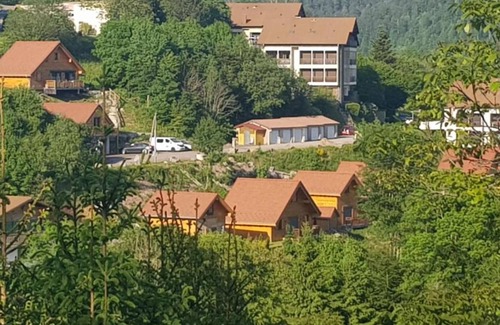 Bussang Ski Chalet | Chalet "Refuges des Hauts 4" with Private Terrace & Wi-Fi