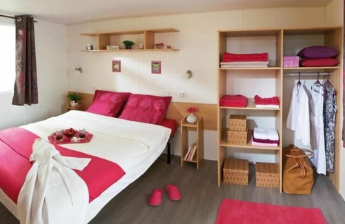 Meslay-du-Maine Ski Chalet | Chalet Saint-Denis-du-Maine, 3 pièces, 4 personnes - FR-1-600-162