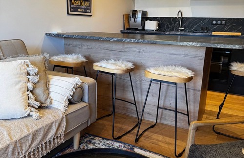 Demi-Quartier Apartment | Chalet Sassy Evasion cocooning + Garden + BOX