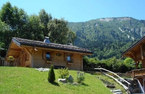 Les Houches Ski Chalet | Chalet Sauna Chamonix Mont Blanc Prarion gondola access ski-in ski-out (5min)