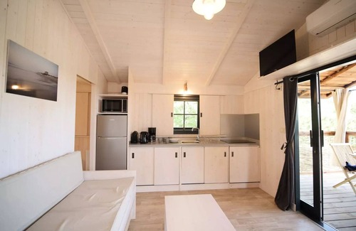 Brignogan-Plage Ski Chalet | Chalet sea view - 2 Bedrooms 5 people