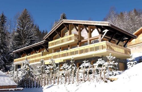 Les Houches Ski Chalet | Chalet Serena - luxury 7 Bedroom Chalet, Pool & Spa