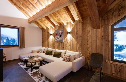 Valloire Ski Chalet | Chalet '-Spa Le Cervin' with Mountain View, Private Terrace and Wi-Fi