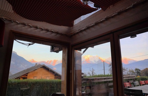 Sallanches Ski Chalet | Chalet Spa (sauna- jacuzzi) breathtaking Mont Blanc view