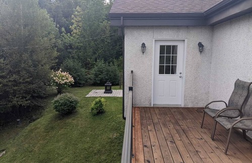 Saint-Sauveur Ski Chalet | Chalet St-Sauveur 4 rooms. Pets allowed
