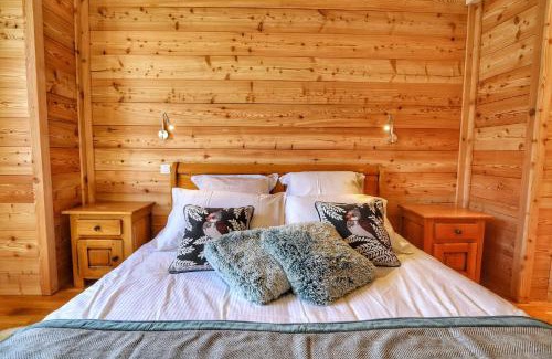 La Salle-les-Alpes Ski Chalet | Chalet Stam