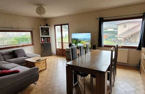 La Rochette House | Chalet-style house