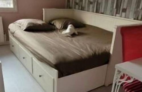 La Rochette House | Chalet-style house