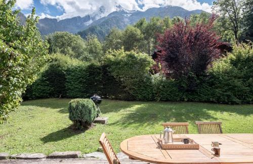 Les Houches Ski Chalet | Chalet Tannuaz - 4 Bedrooms - Quiet area - By Cozee Rentals