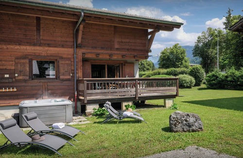 Samoens Ski Chalet | Chalet Timothy - mountain break for 12 with hot tub - OVO Network