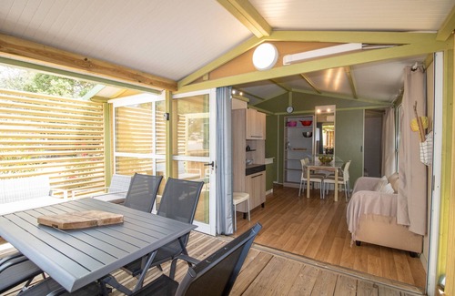 Pianotolli-Caldarello Ski Chalet | Chalet 'Tout Confort 4min Plage' with Shared Pool, Private Terrace and Air Conditioning
