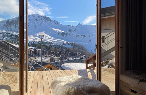 Plagne Soleil Ski Chalet | Chalet Topaz on the Slopes with Guaranteed Snow