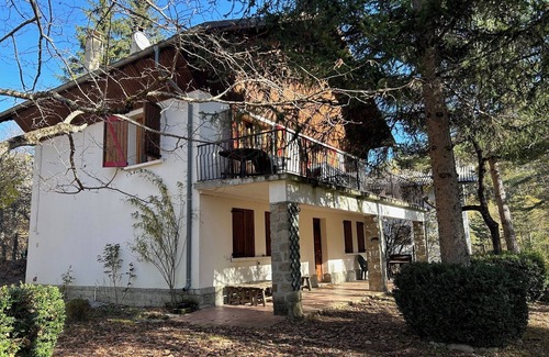 Colmars Ski Chalet | Chalet Tuilerie sleeps 16 - 15 minutes ski station - great year round retreat