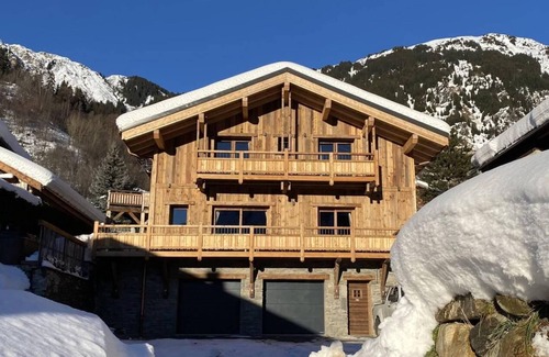 Champagny-en-Vanoise Ski Chalet | Chalet, view mountain, swimming pool, sauna, balcony, parking, tv, 300m², Champagny-en-Vanoise