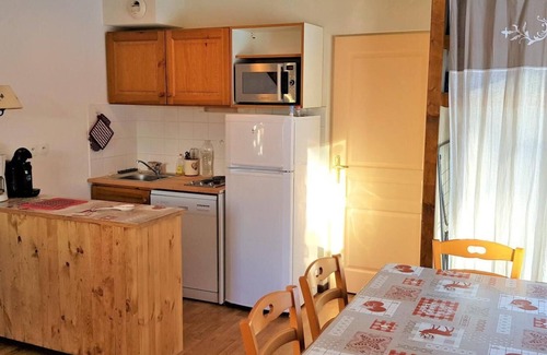 La Joue du Loup Ski Chalet | Chalet, view mountain, terrace, parking, tv, ski locker, 55m², La Joue du Loup