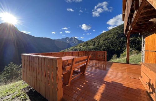 Pra Loup Ski Chalet | Chalet, view mountain, terrace, fireplace or stove, tv, ski locker, 110m², Pra Loup