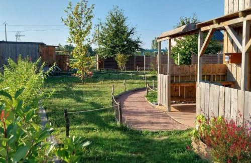 Clermont-Creans Ski Chalet | CHALET VINTAGE - Climatisé - Les Belles Ouvrières