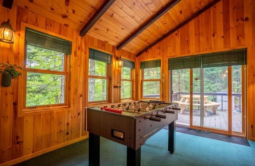 Saint-Faustin-Lac-Carre Ski Chalet | Chalet Vintage in Saint-Faustin-Lac-Carré - Quebec - Canada