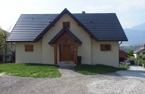 Saint-Pierre-de-Soucy House | Chalet with Panoramic Views of the Alpes.