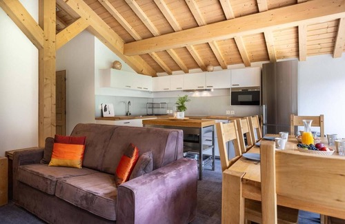 Nancroit Ski Chalet | Chalet, wifi, view mountain/valley, terrace, parking, tv, ski locker, 111m², Peisey-Vallandry