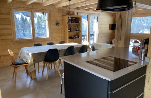 La Chapelle-d'Abondance Ski Chalet | Chalet with large garden ideal for families