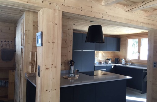 La Chapelle-d'Abondance Ski Chalet | Chalet with large garden ideal for families