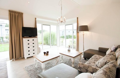 Hulshorst House | Chalet with 2 bedrooms and a terrace