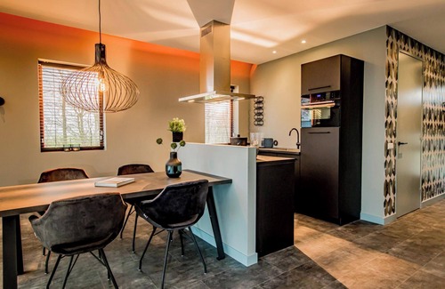 Olburgen House | Chalet with 2 bedrooms and a terrace