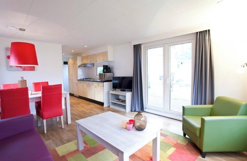 Schaarsbergen House | Chalet with 2 bedrooms and a terrace