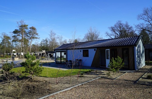 Schaarsbergen House | Chalet with 2 bedrooms and a terrace