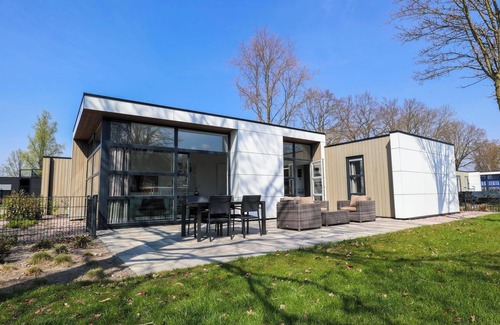 Nijkerk House | Chalet with 2 bedrooms and a terrace