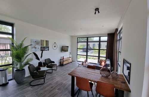 Nijkerk House | Chalet with 2 bedrooms and a terrace