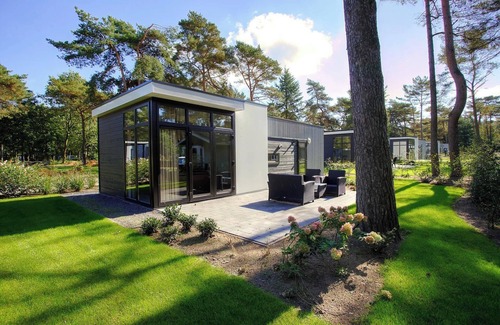 Otterlo House | Chalet with 2 bedrooms and a terrace