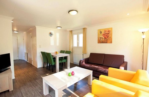 Otterlo House | Chalet with 2 bedrooms and a terrace