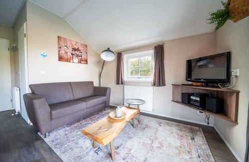 Otterlo House | Chalet with 2 bedrooms and 1 bathroom