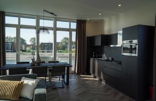 Hindeloopen House | Chalet with 3 bedrooms