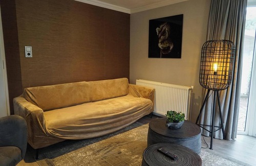 Beekbergen-Zuid House | Chalet with 3 bedrooms and a terrace