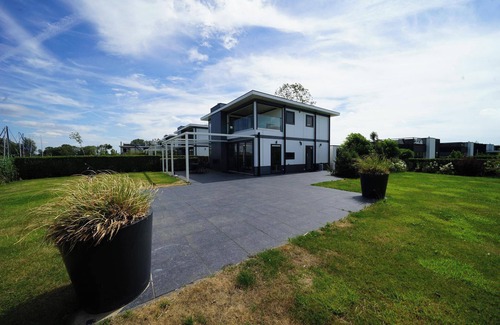Nijkerk House | Chalet with 3 bedrooms and terrace